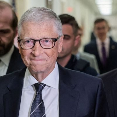 Epstein met with Bill Gates and foundation leaders around 30 times, report finds