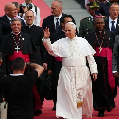 Pope warns humanity’s at risk, in new plea to world leaders